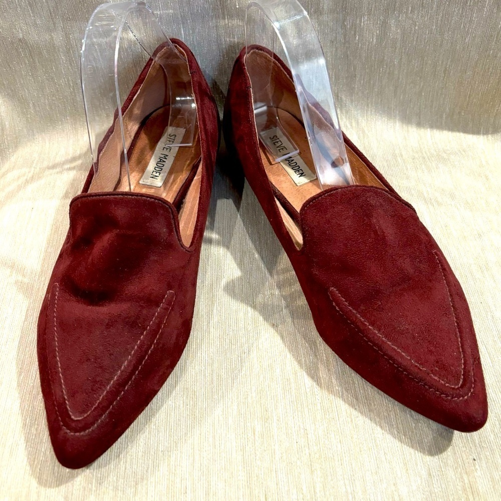 STEVE MADDEN Sz 40 Vegan Leather Slip On Pointy Toe Cap Elegant Ballet Flats